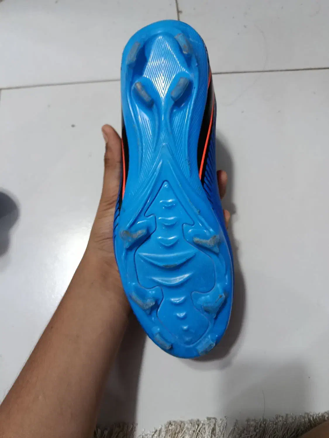 کفش استوک|کیف، کفش، کمربند|کیش, |دیوار