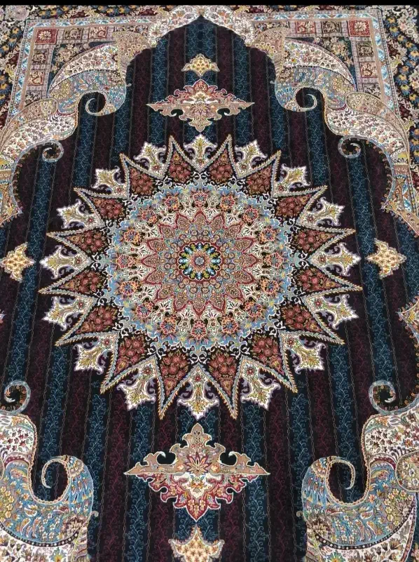 فرش 9 متری 700 شانه|فرش|زنجان, |دیوار