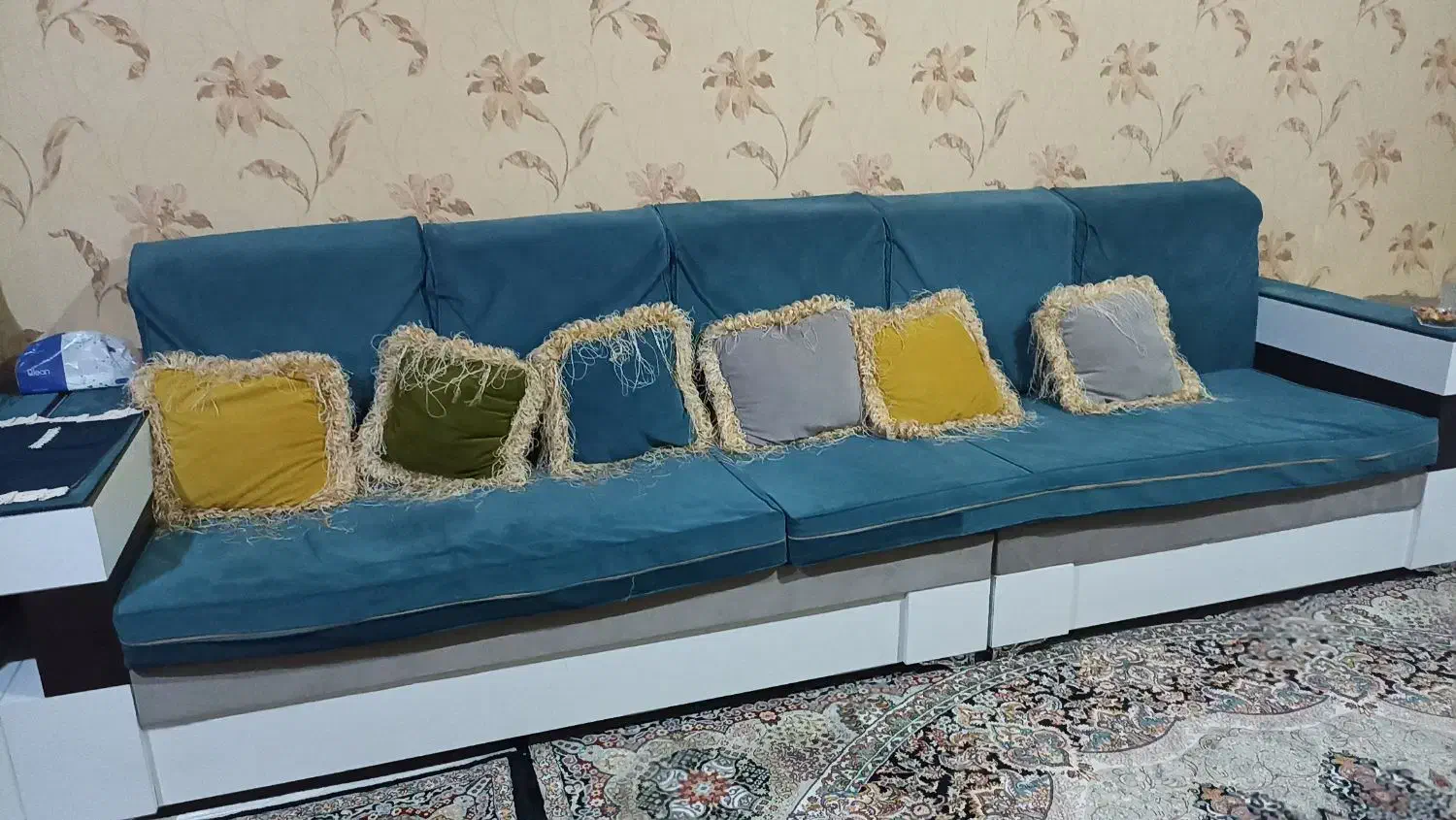 مبل|مبلمان خانگی و میز عسلی|پرند, فاز ۶|دیوار