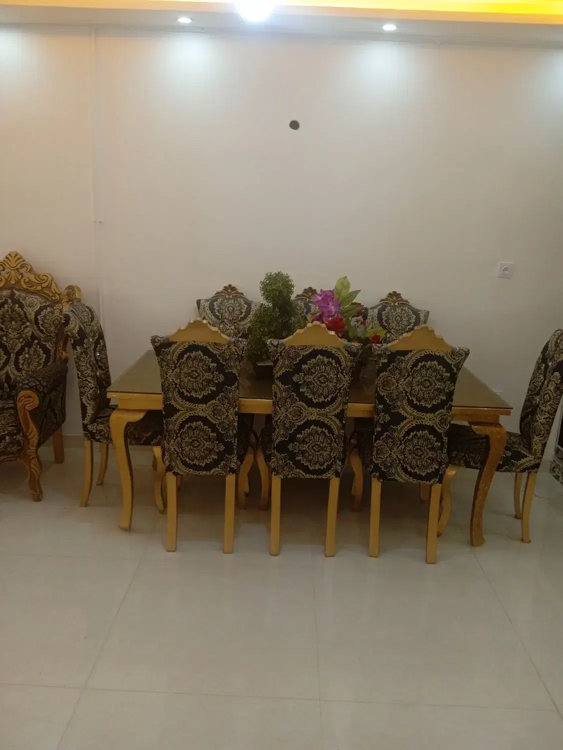 فروش مبل 9نفره ونهار خوری 8نفره|مبلمان خانگی و میز عسلی|کبودرآهنگ, |دیوار