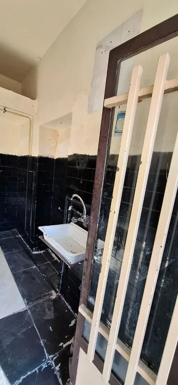 اجاره مغازه ۱۲متری جوتیاران|اجارهٔ مغازه و غرفه|سقز, |دیوار