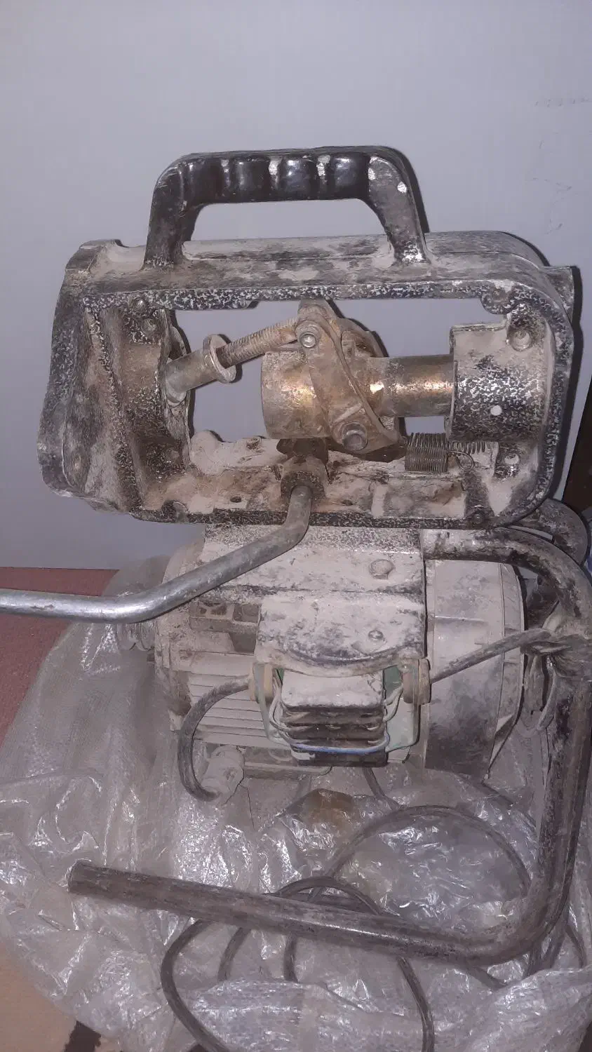 دستگاه لوله بازکن|ابزارآلات|هشتگرد, هشتگرد قدیم|دیوار