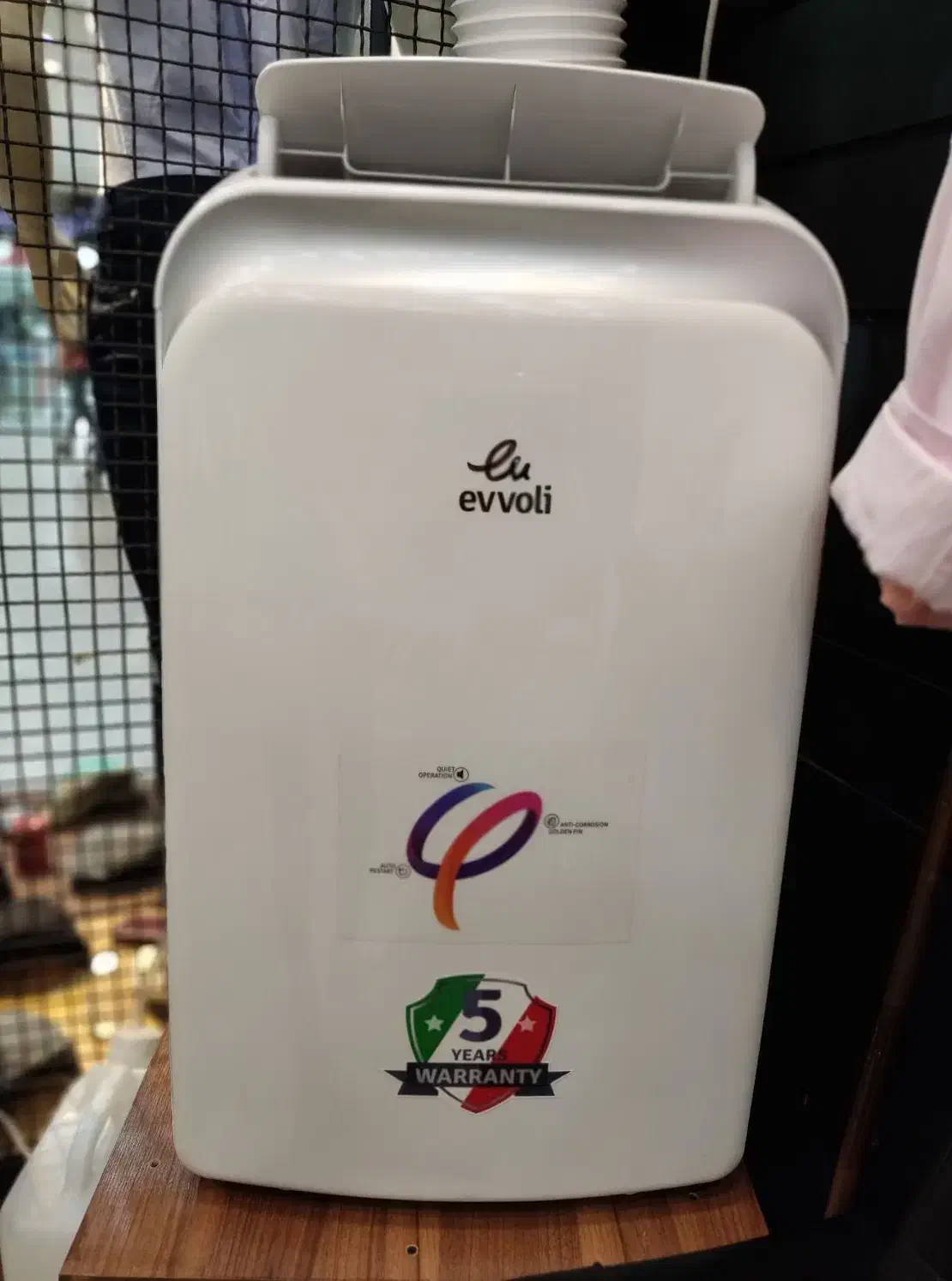 ایوولی|کولر آبی|قشم, |دیوار