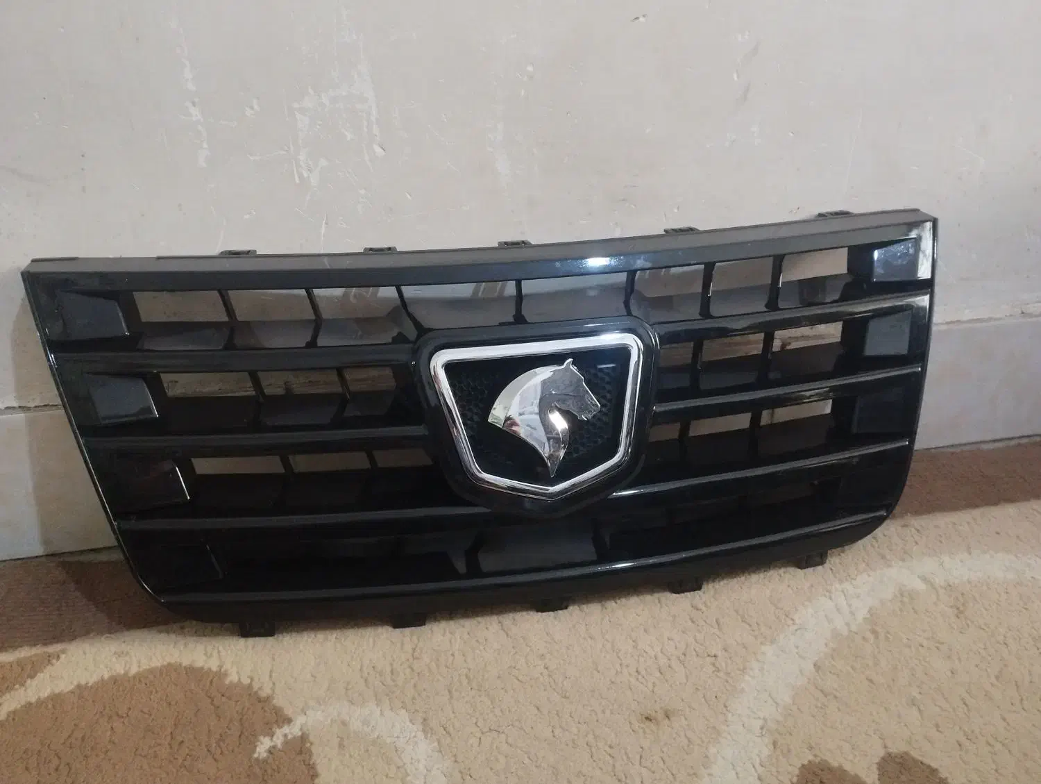 قطعات سورن|قطعات یدکی و لوازم جانبی|رشت, پیرکلاچای|دیوار