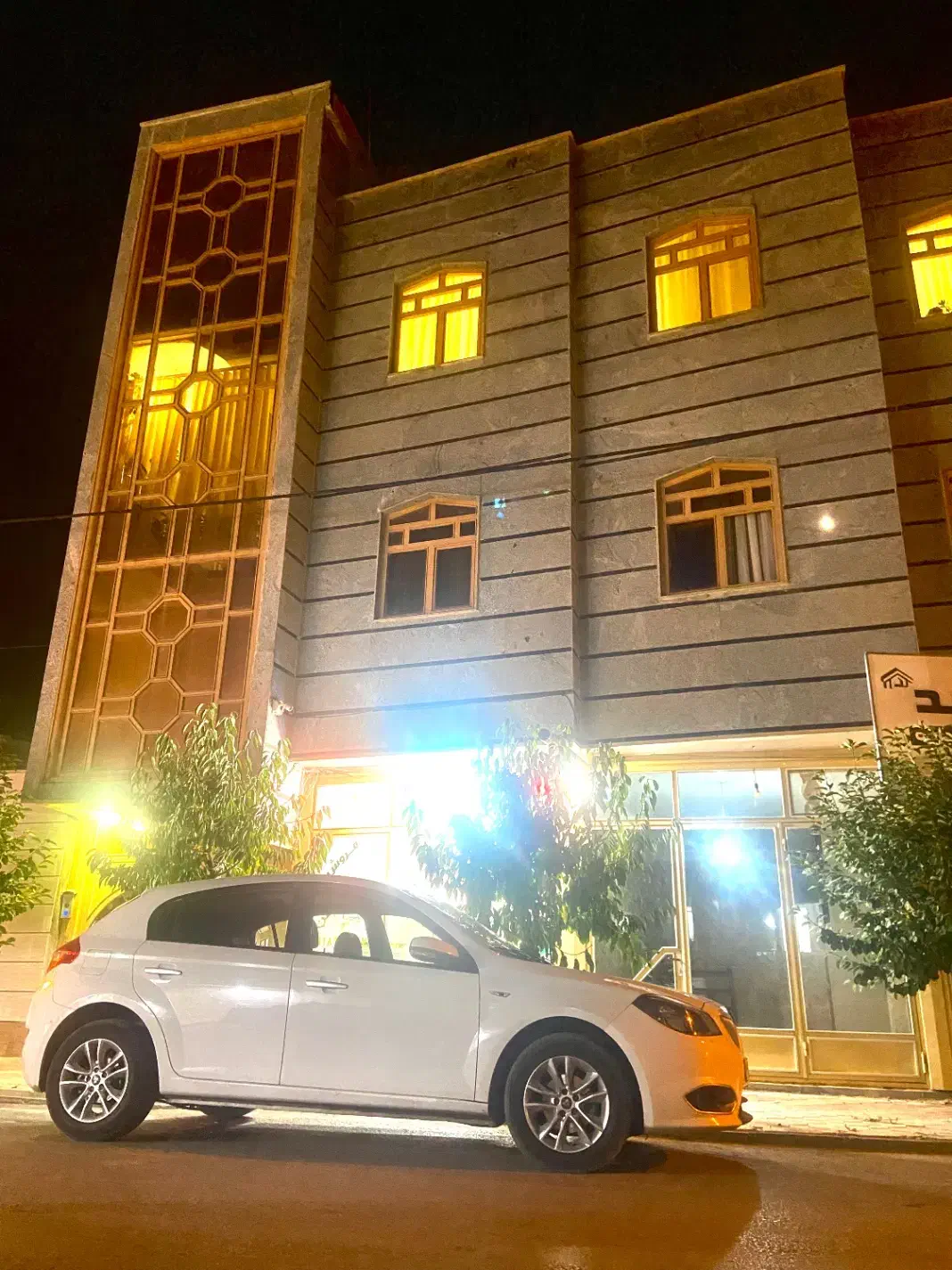 بک دهنه واحد تجاری به متراژ ۵۸مترمربع دررزن|اجارهٔ مغازه و غرفه|رزن, |دیوار