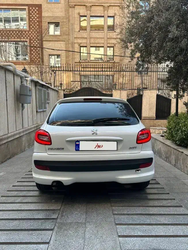 ۲۰۷ سقف فلز دنده ای مدل ۱۴۰۴|خودرو سواری و وانت|تهران, تهرانپارس جنوبی|دیوار