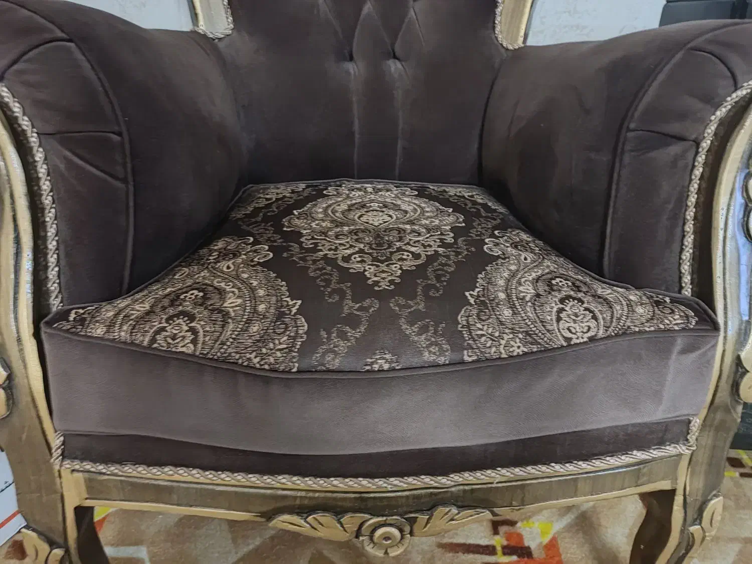 مبل سلطنتی ۹نفره با میز پذیرای|مبلمان خانگی و میز عسلی|اصفهان, عطار نیشابوری|دیوار