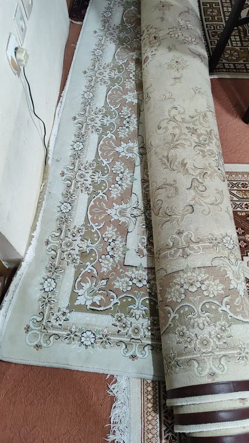 فرش ۶ و ۱۲ متری|فرش|کلاردشت, |دیوار