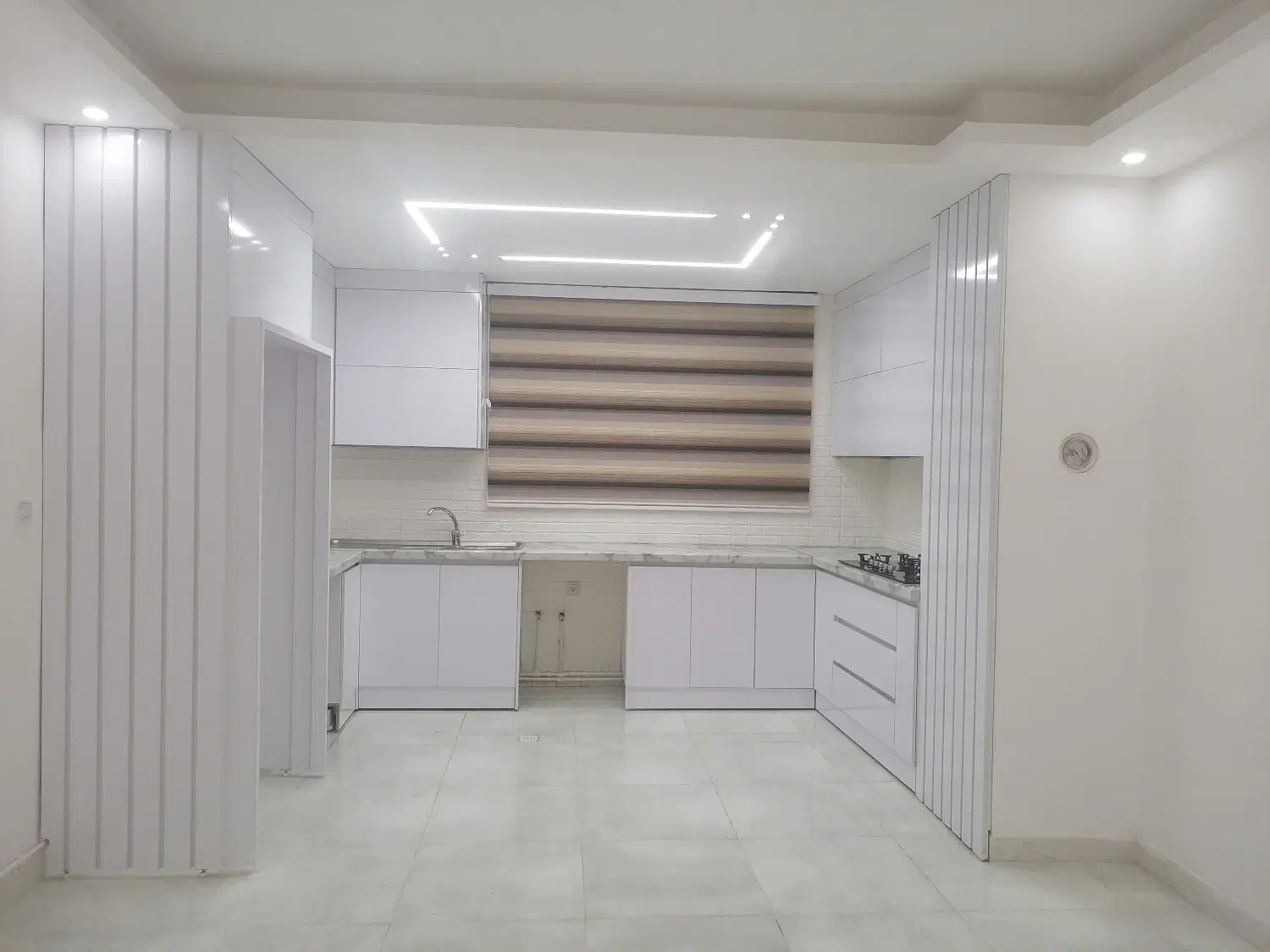 مجتمع گلستان بهاران ۴/۱۹ طبقه دوم|فروش آپارتمان|سنندج, |دیوار