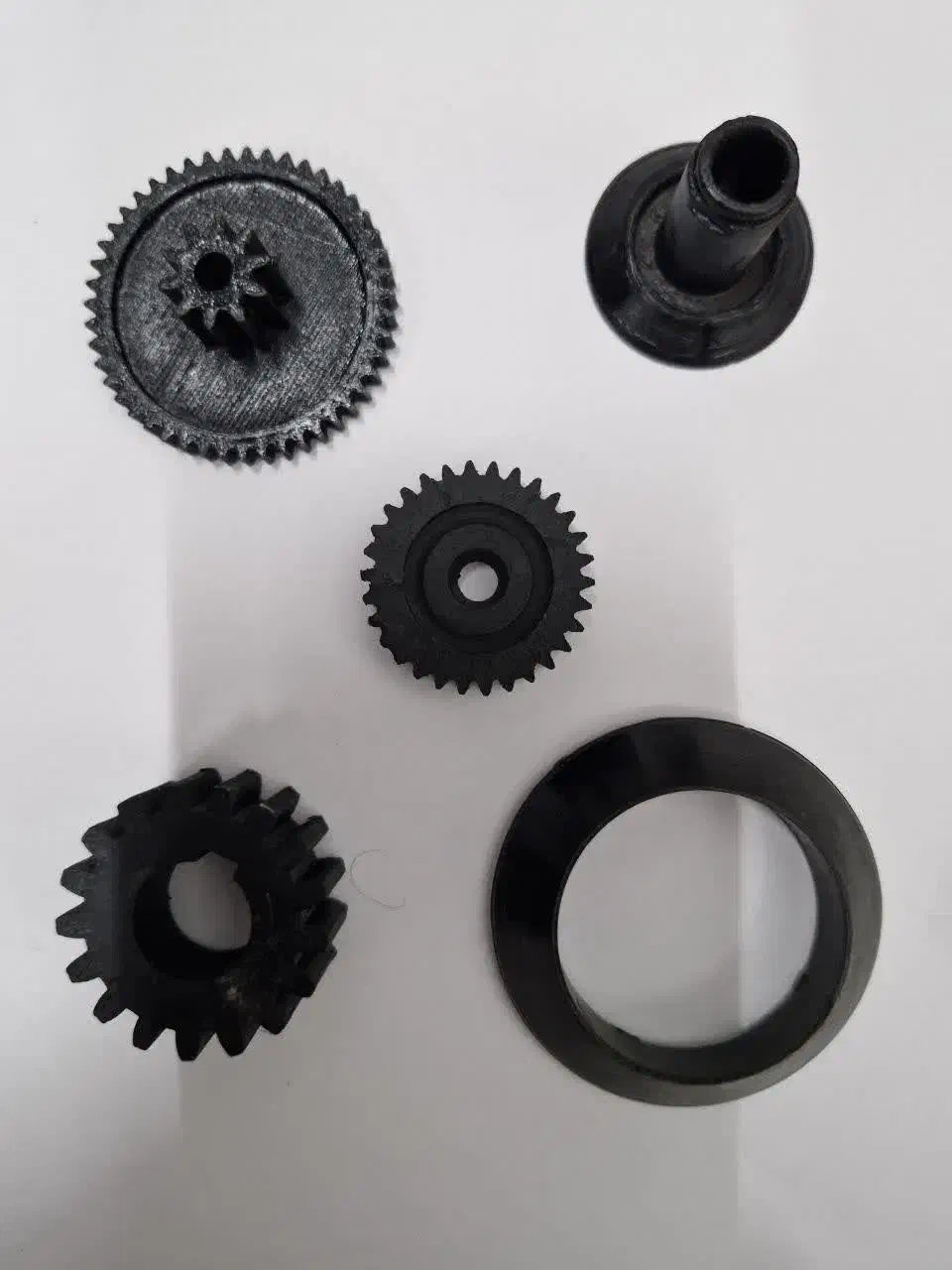 تولید طراحی قطعات  صنعتی  خودرویی و خانگی|خدمات پیشه و مهارت|مشهد, کوه سنگی|دیوار