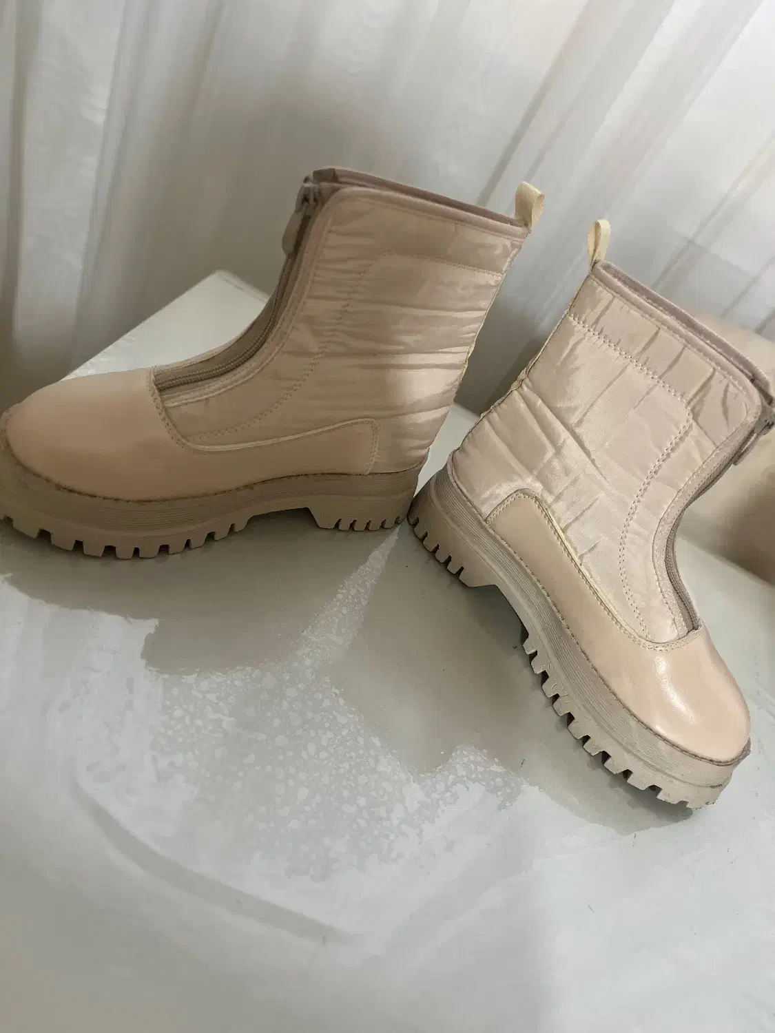 پوتین کرمی مدل کاپشنی دخترانه|کیف، کفش، کمربند|ارومیه, |دیوار