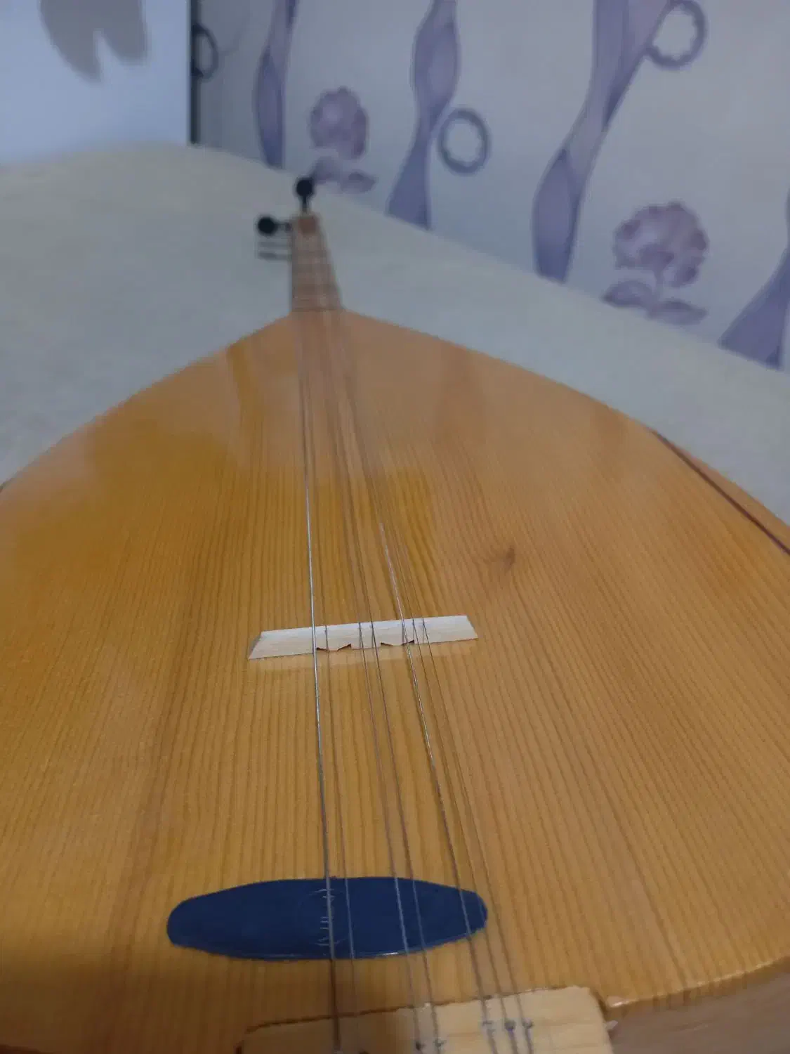 ساز باغلاما آموزشی|سازهای سنتی|ارومیه, |دیوار