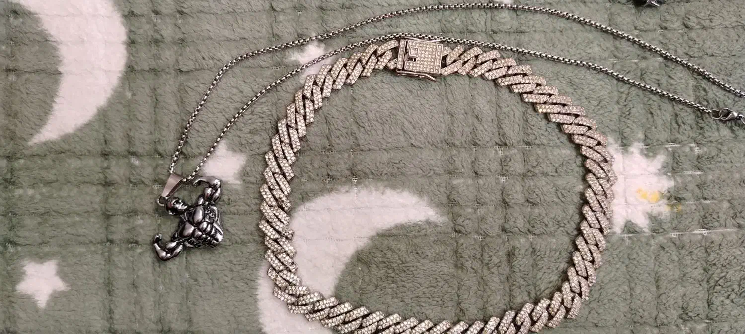 گردنبند فول نگین بدنساز کارتیر ساعت فول نگین جیشاک|جواهرات|کرج, گلشهر|دیوار