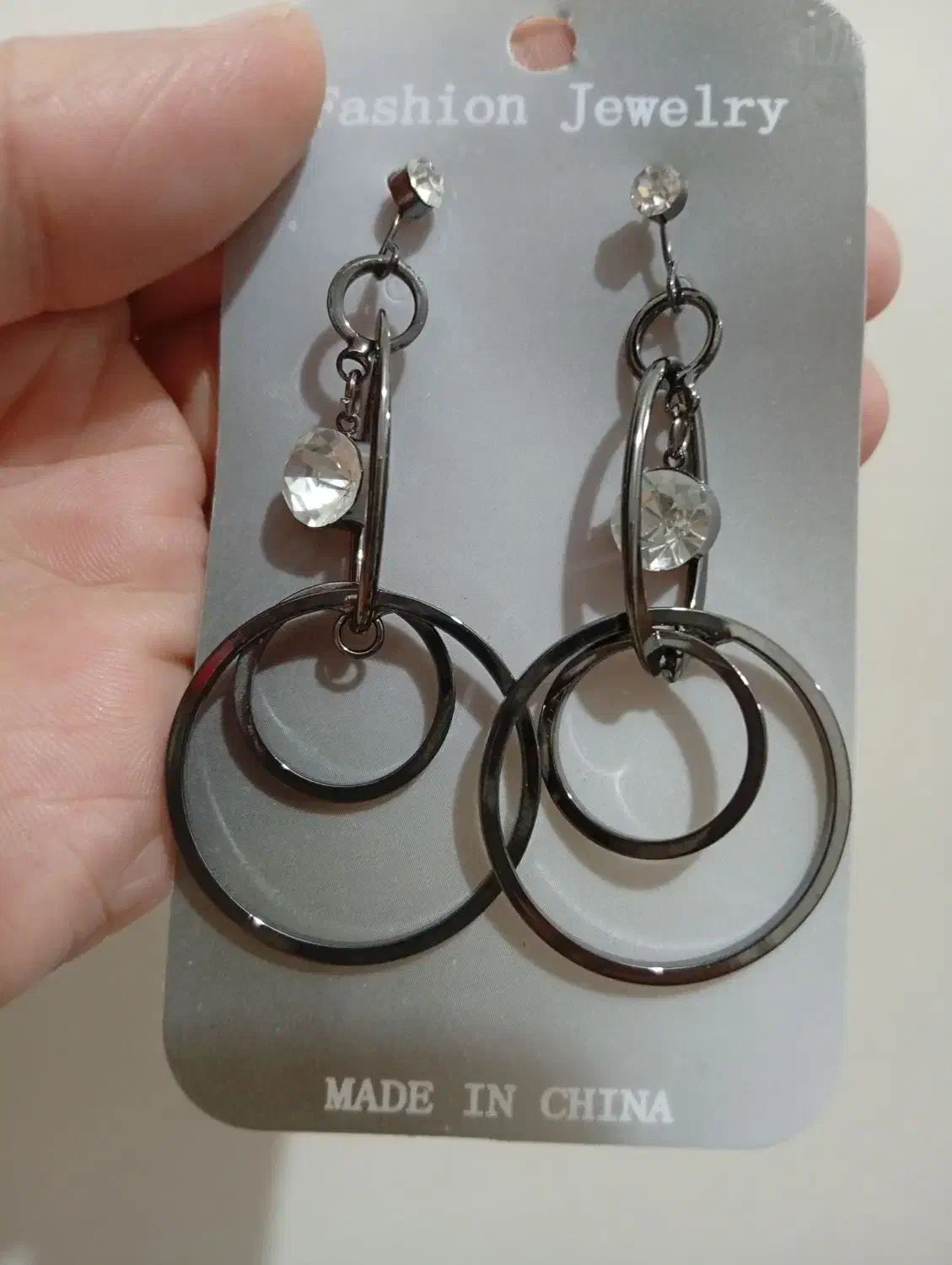 گوشواره های بدلی به صورت عمده یکجا به فروش می رسد|بدلیجات|تهران, فلاح|دیوار