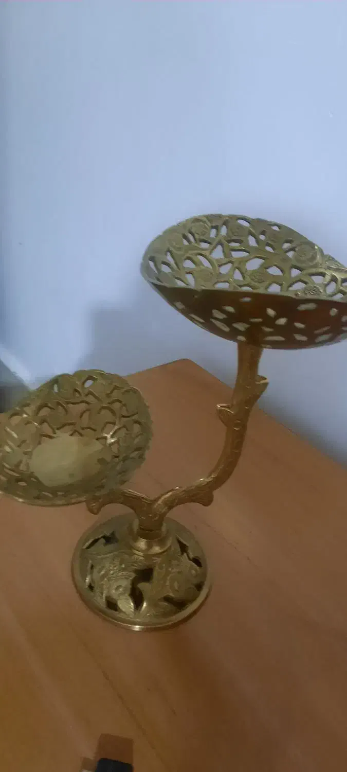 مقداری وسیله بفروش میرسه تابلوفرش،وشکلات خوری برنز|تابلو فرش|الشتر, |دیوار