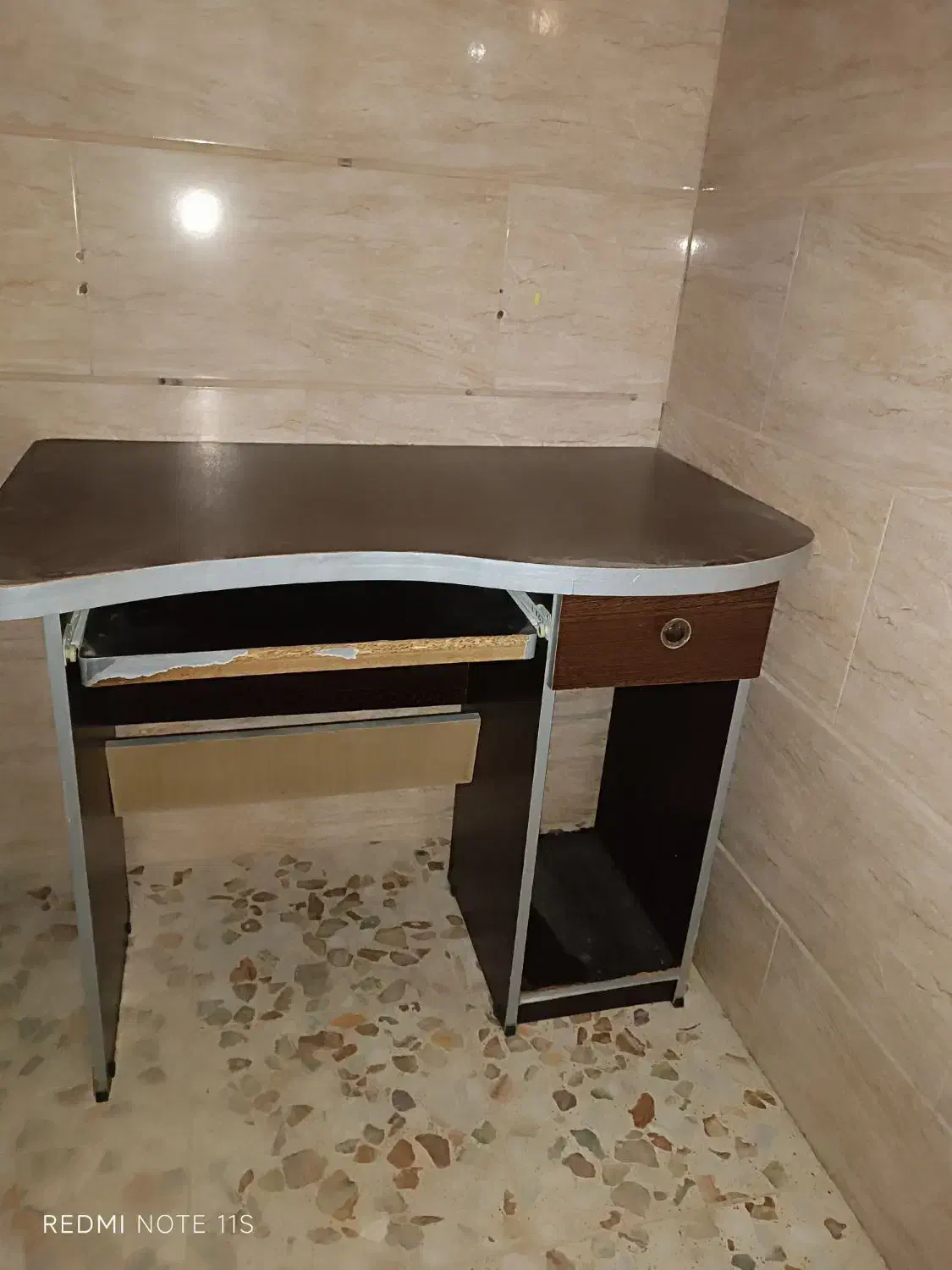 میزو صندلی کامپیوتر|میز تحریر و کامپیوتر|شاهین‌شهر, گرگاب|دیوار