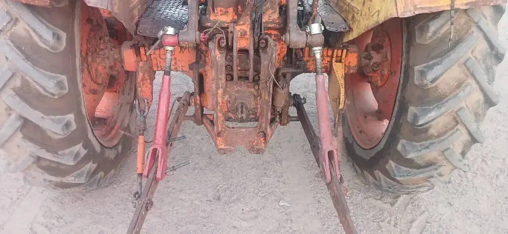 تراکتور رومانی مدل ۶۱ صحیح سالم|خودرو سنگین|جازموریان, |دیوار