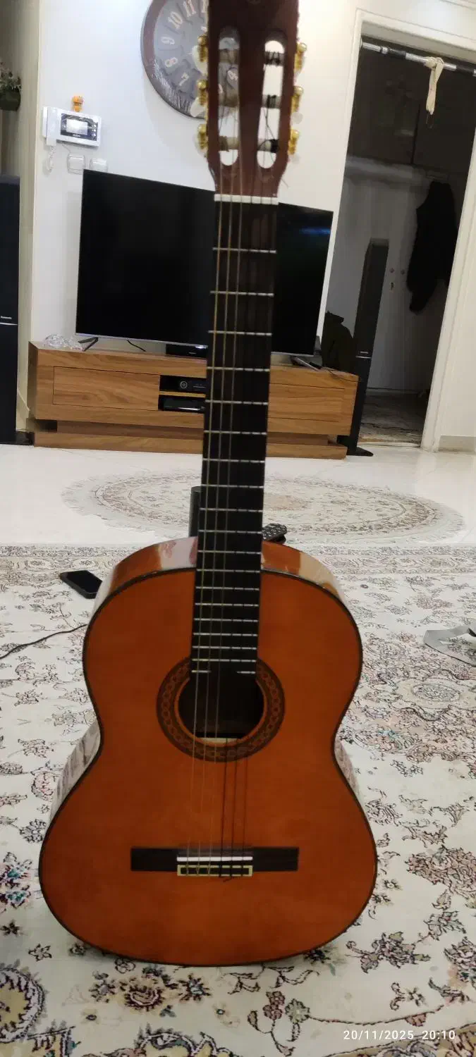 گیتار یاماها c80|گیتار، بیس، امپلیفایر|کرج, شاهین‌ویلا|دیوار