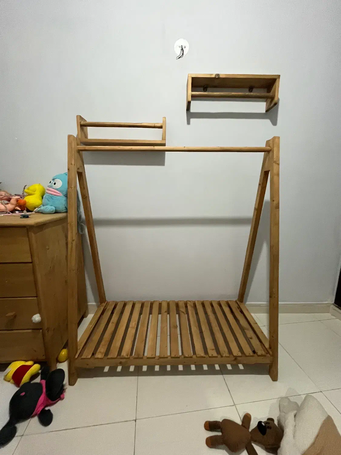 رگال لباس چوبی|جاکفشی، کمد، دراور|رشت, فلسطین|دیوار