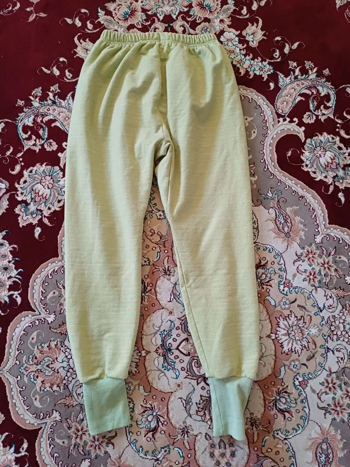 لباس گرم پوش|لباس|شهرکرد, |دیوار