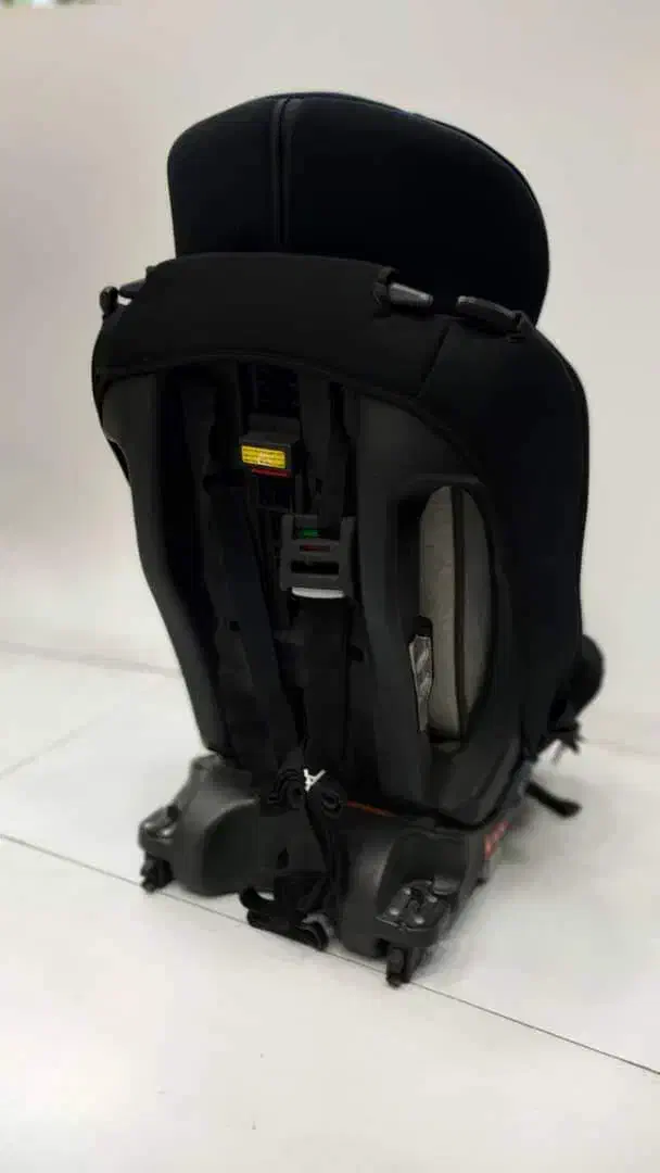 صندلی ماشین کودک|تخت و صندلی بچه|آمل, |دیوار