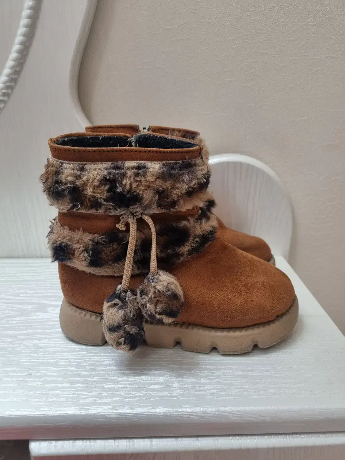 پوتین بچگانه و کفش عروسکی|کفش و لباس بچه|سمنان, |دیوار