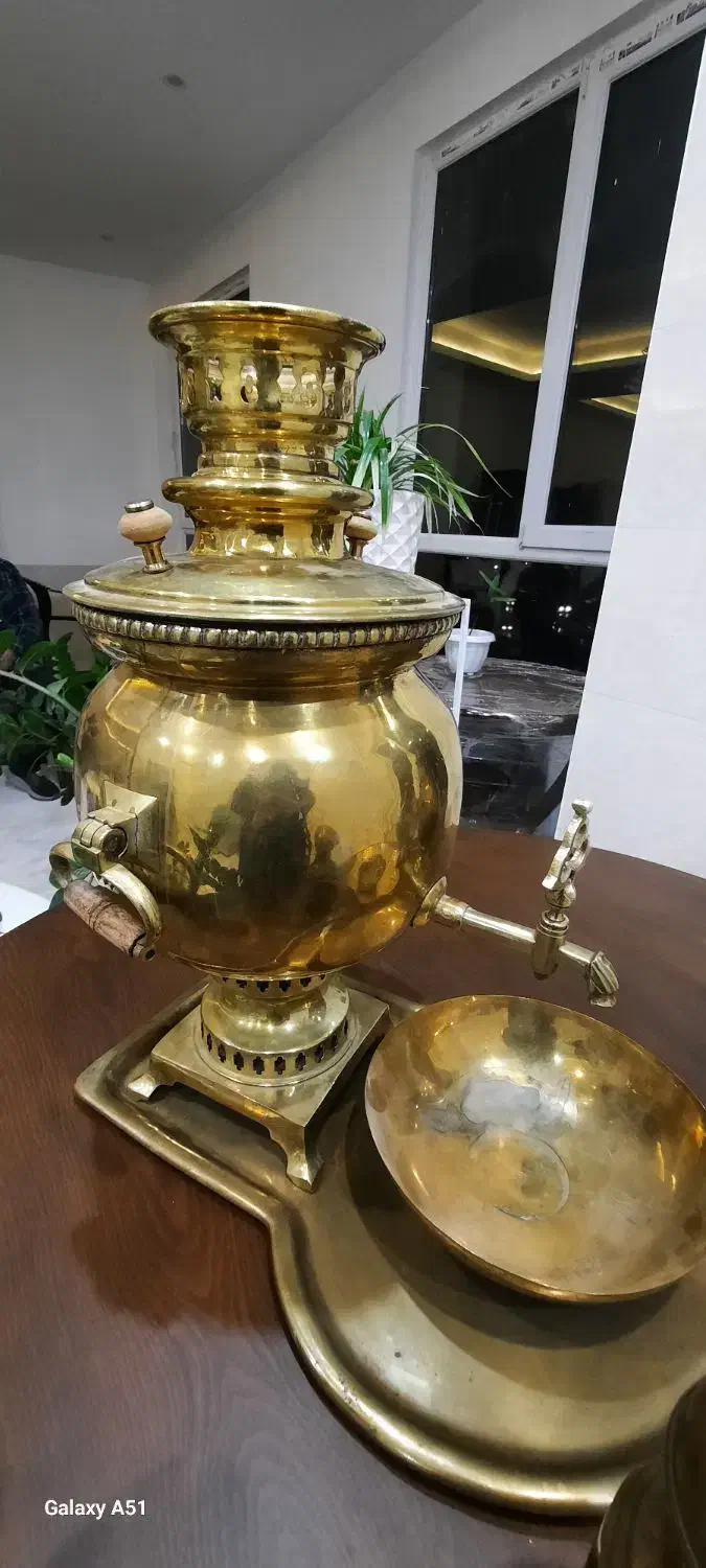 سماور به همراه پارچ جام سینی زیر سماور و چای دان|کلکسیون اشیاء عتیقه|قزوین, |دیوار