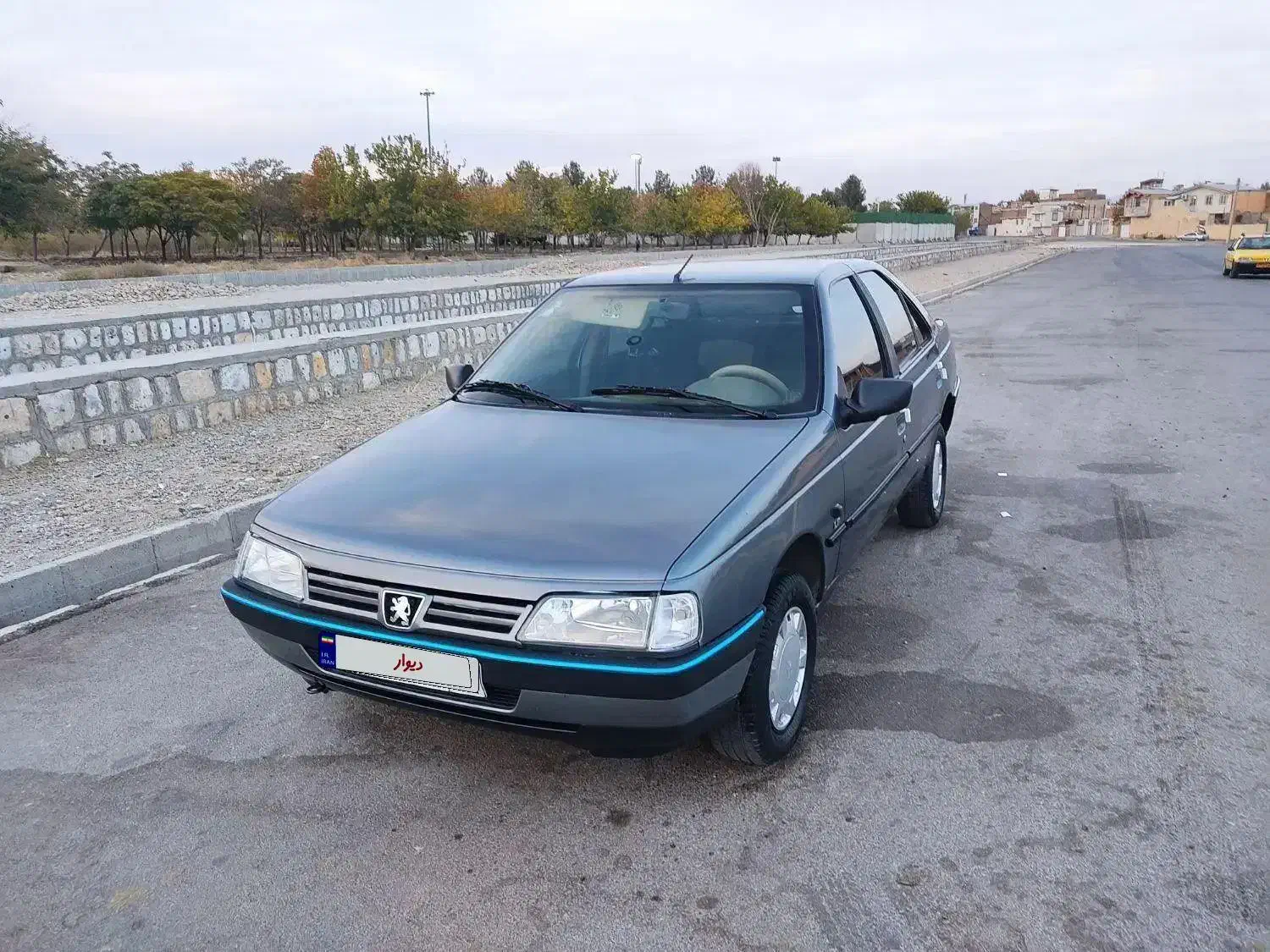 پژو 405|خودرو سواری و وانت|بروجرد, |دیوار