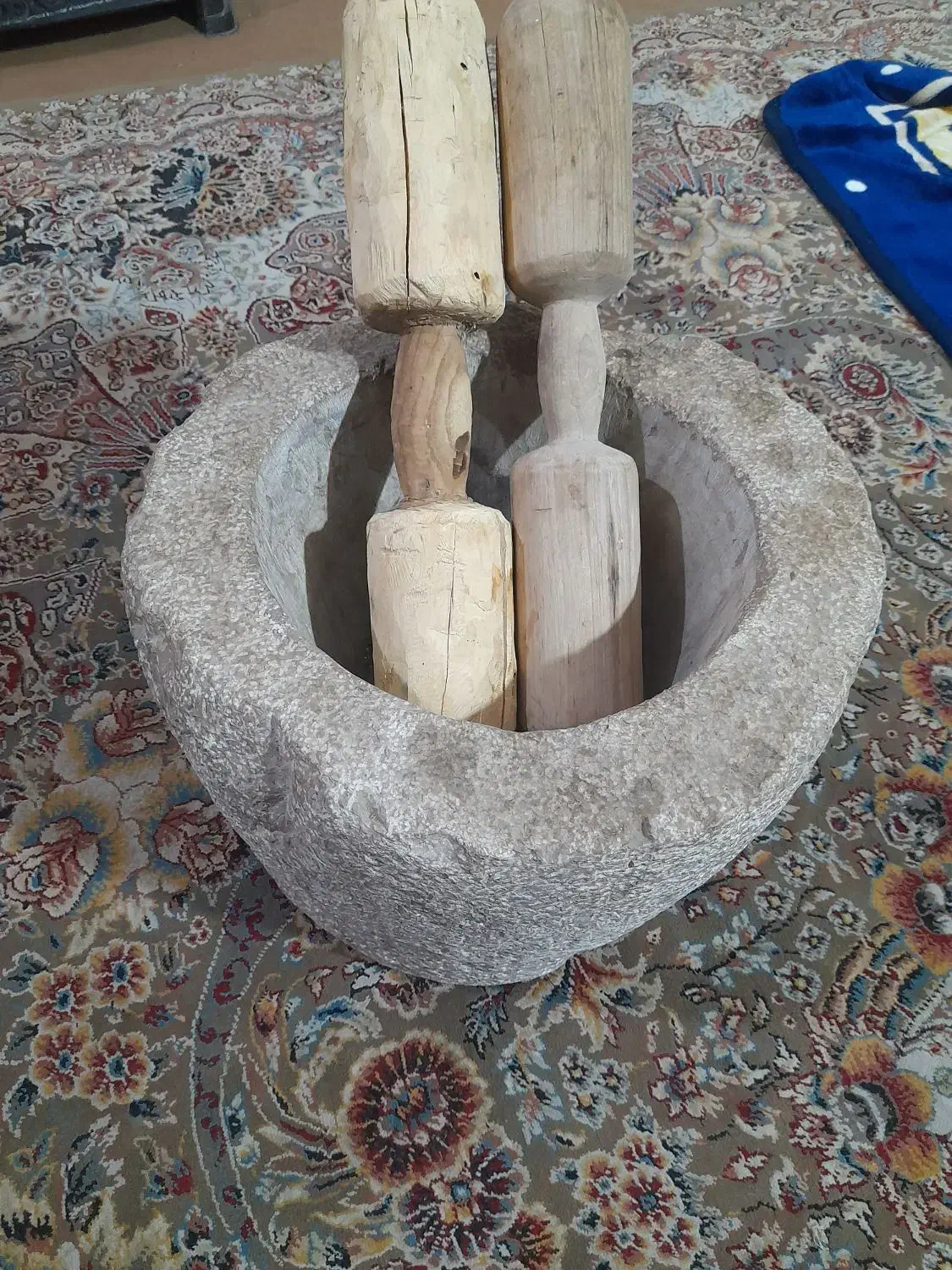 هاوند سنگیه قدیمیه بزرگ|کلکسیون اشیاء عتیقه|اردکان, |دیوار