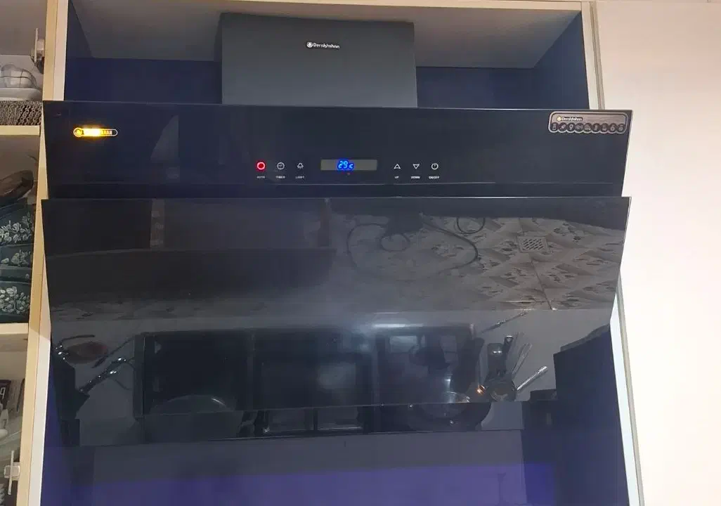 هود|هود|شیراز, کوشک میدان|دیوار