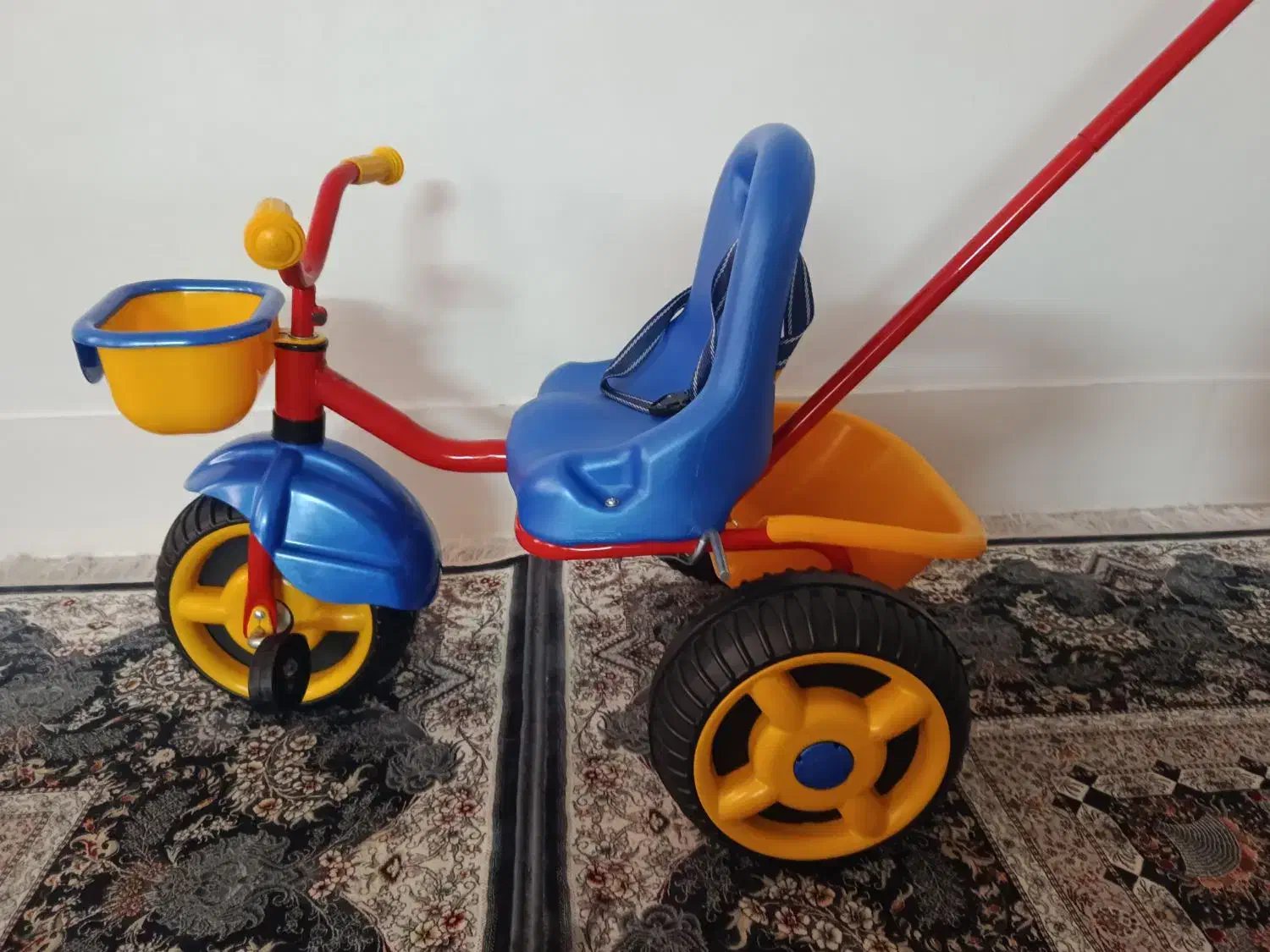 روروک سه چرخه کودک|اسباب‌بازی بچه|خورموج, |دیوار