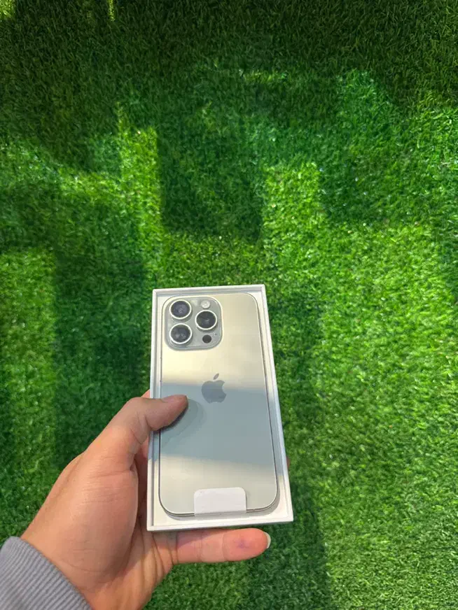 آیفون ۱۵ پرو نچرال|موبایل|تهران, اقدسیه|دیوار