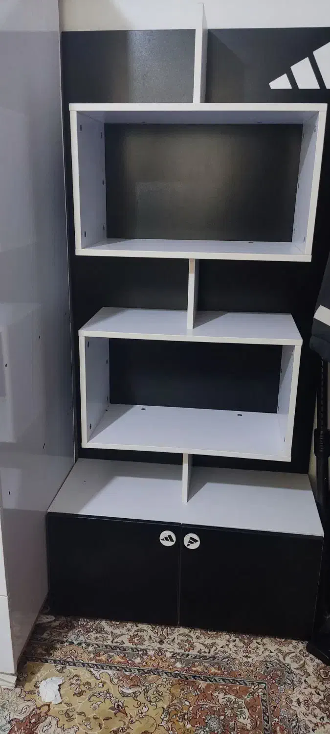 تخت خواب بسیار تمیز|تخت و سرویس خواب|سردشت, |دیوار