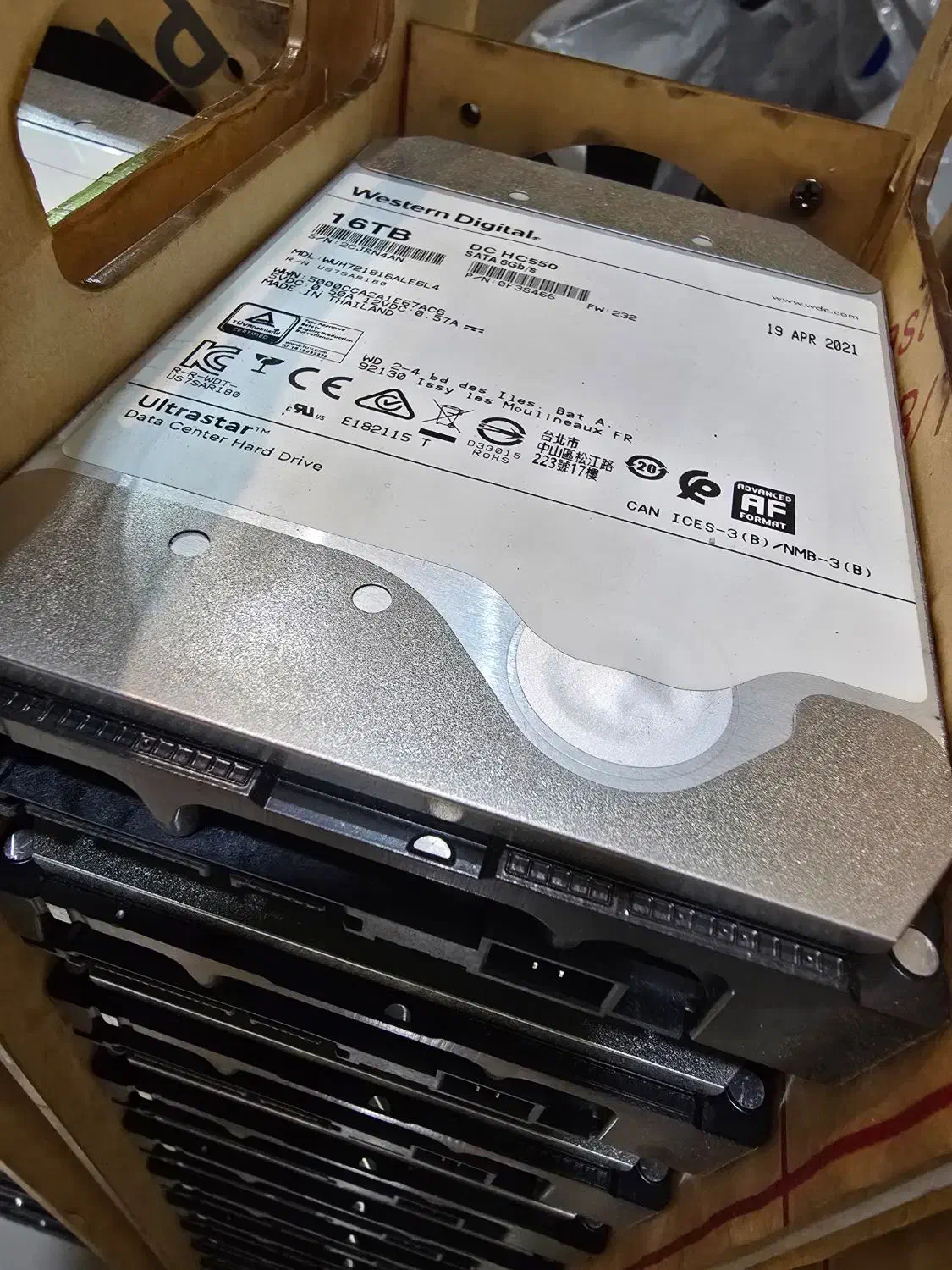 هارد هارد ۱۶ترابایت اصلی|قطعات و لوازم جانبی رایانه|قم, صفائیه|دیوار