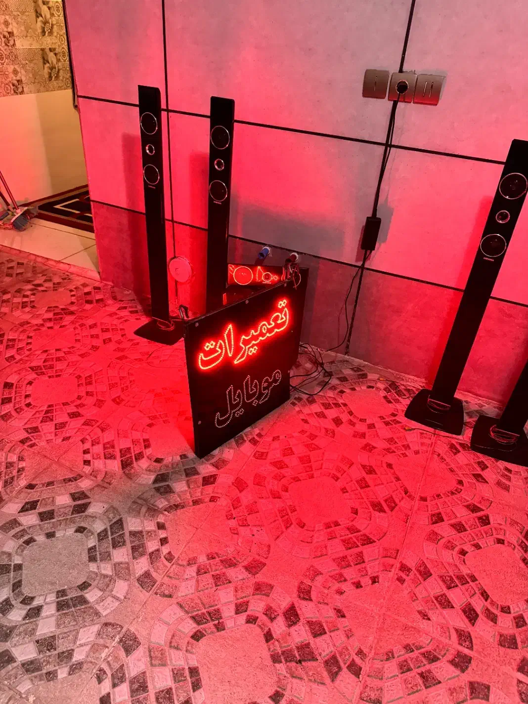 تابلوی ال ای دی ثابت دو طرفه|فروشگاه و مغازه|تاکستان, |دیوار