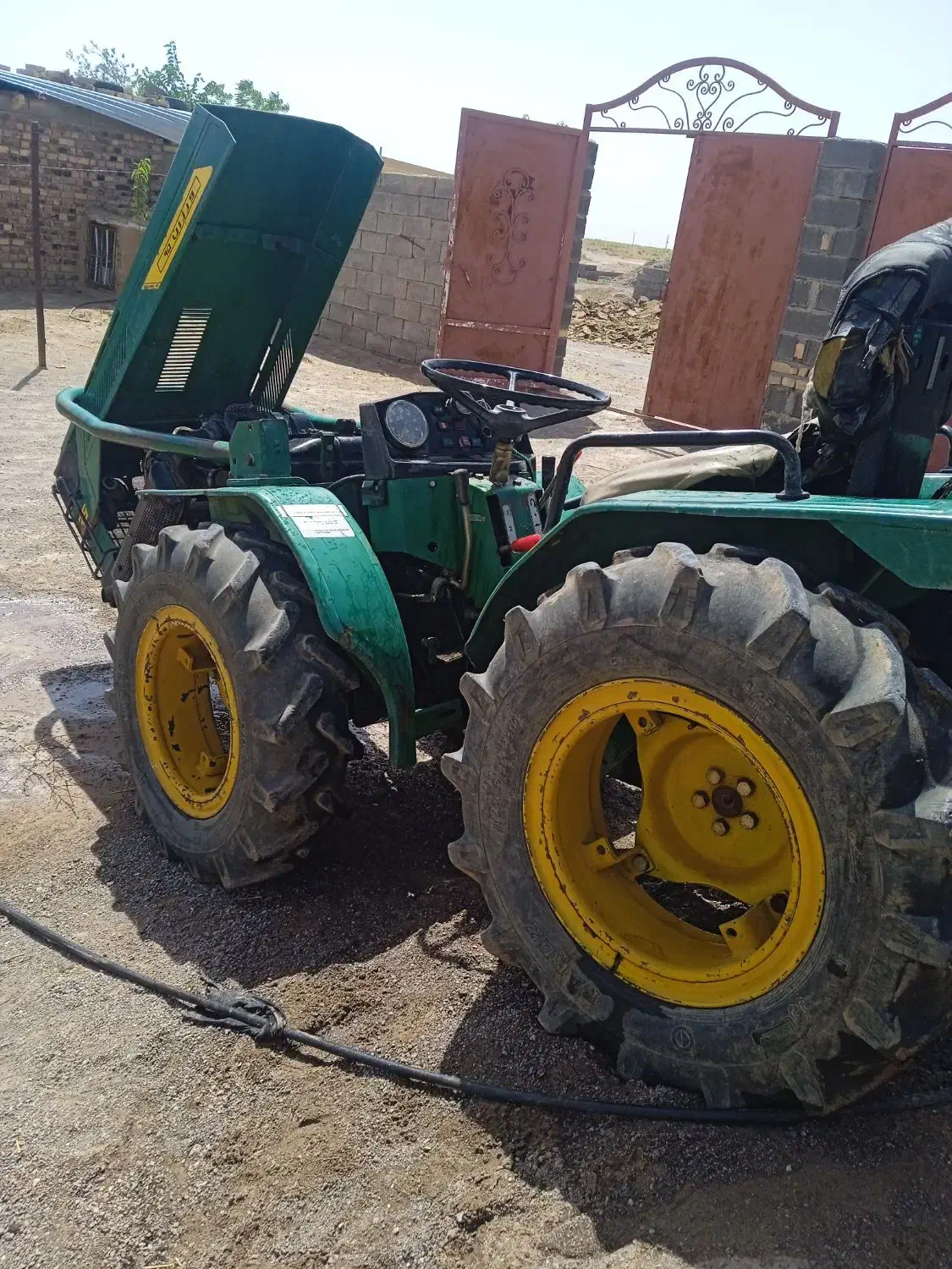 تراکتور کمر شکن باغی|خودرو سنگین|تربت جام, فاز ۳ فرهنگیان|دیوار