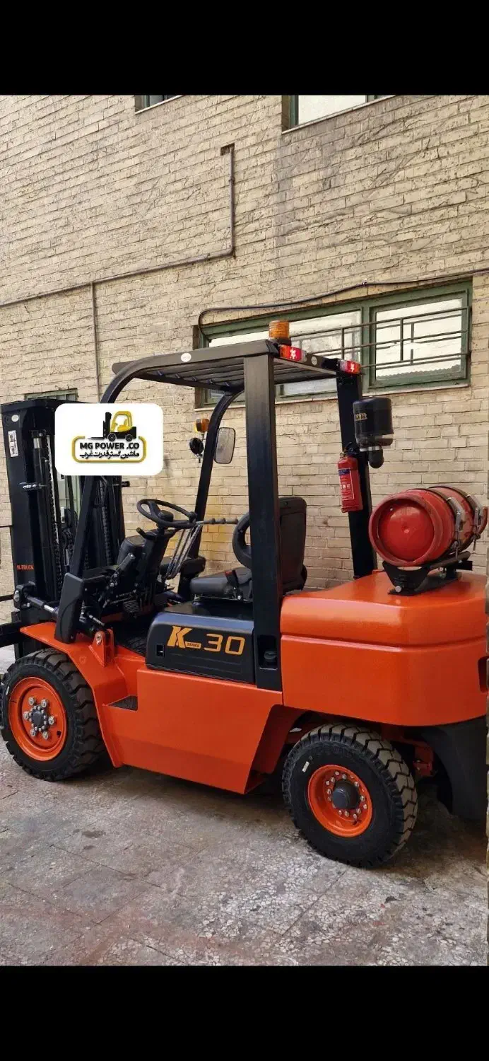 لیفتراک سه لیور دکل 3 و 4.5|ماشین‌آلات صنعتی|الیگودرز, |دیوار