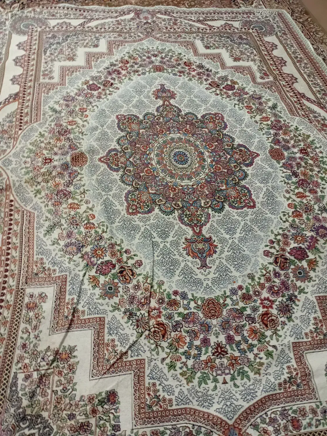 روفرشی|روفرشی|تربت جام, شهید نصرالهی|دیوار