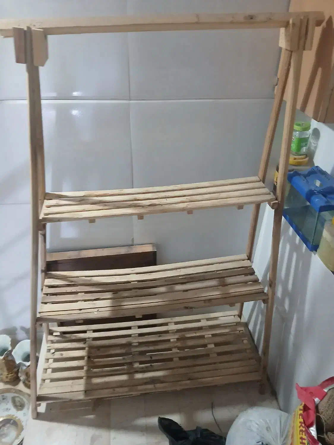 استندگل سه طبقه|کتابخانه، شلف، قفسه‌های دیواری|خمینی‌شهر, |دیوار