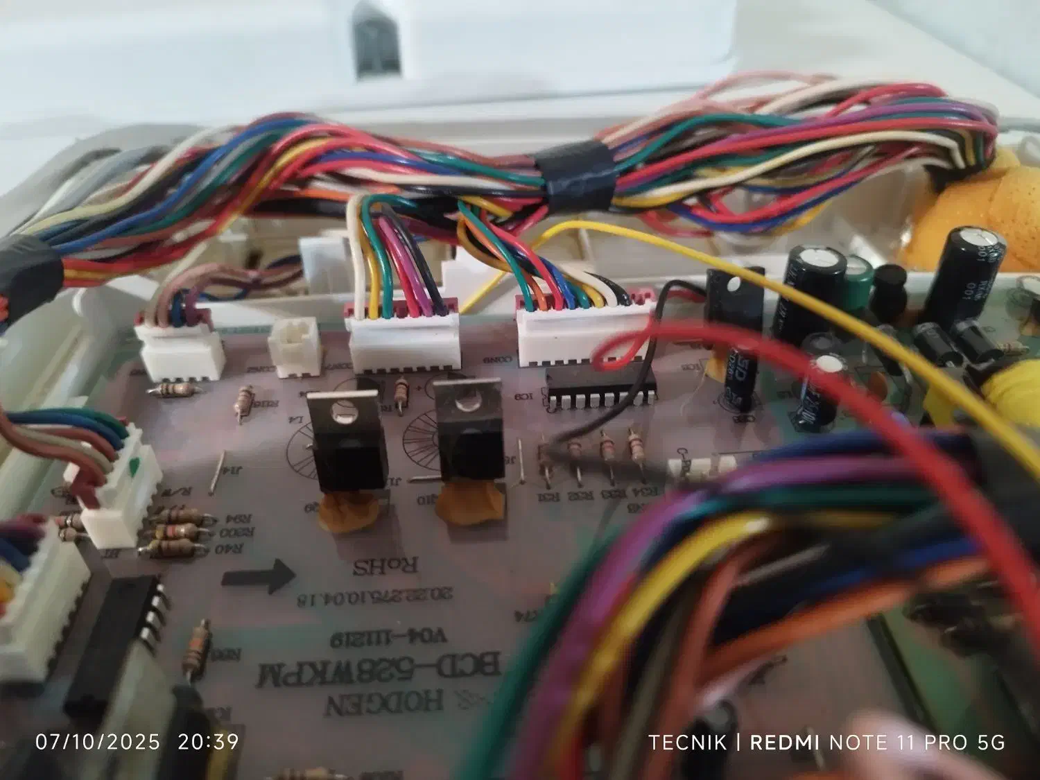 تعمیرات  تخخصصی پخچال و پکیج|خدمات پیشه و مهارت|بروجرد, |دیوار