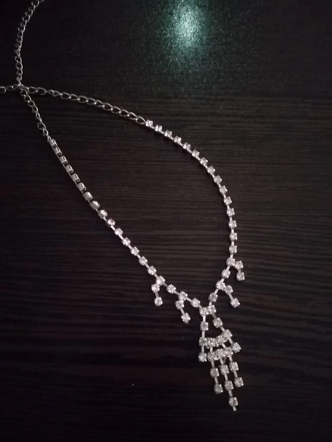 گردنبند|بدلیجات|گلبهار, شهر جدید گلبهار|دیوار