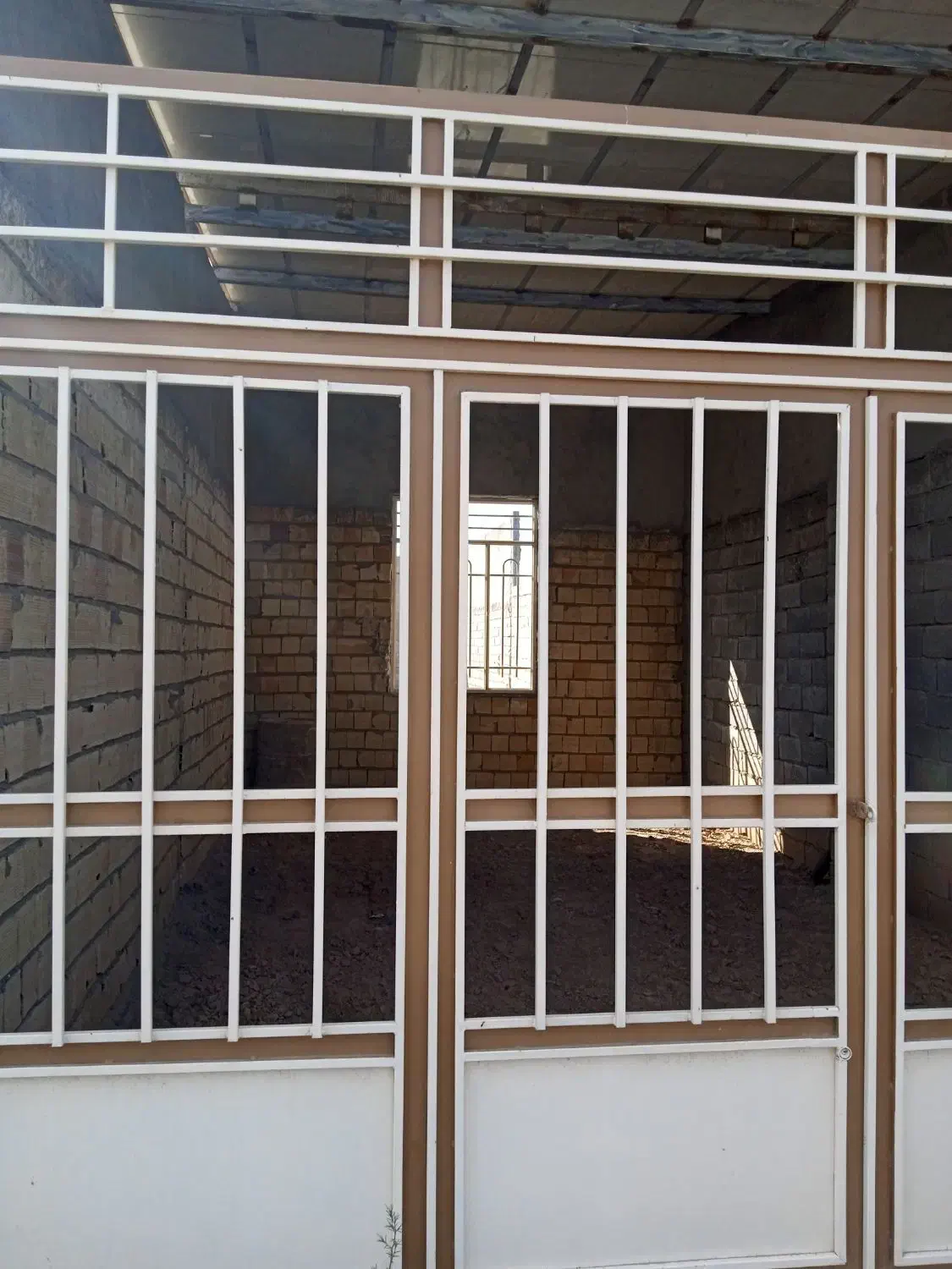 گاراژ چهارصد متر|فروش مغازه و غرفه|قائن, |دیوار