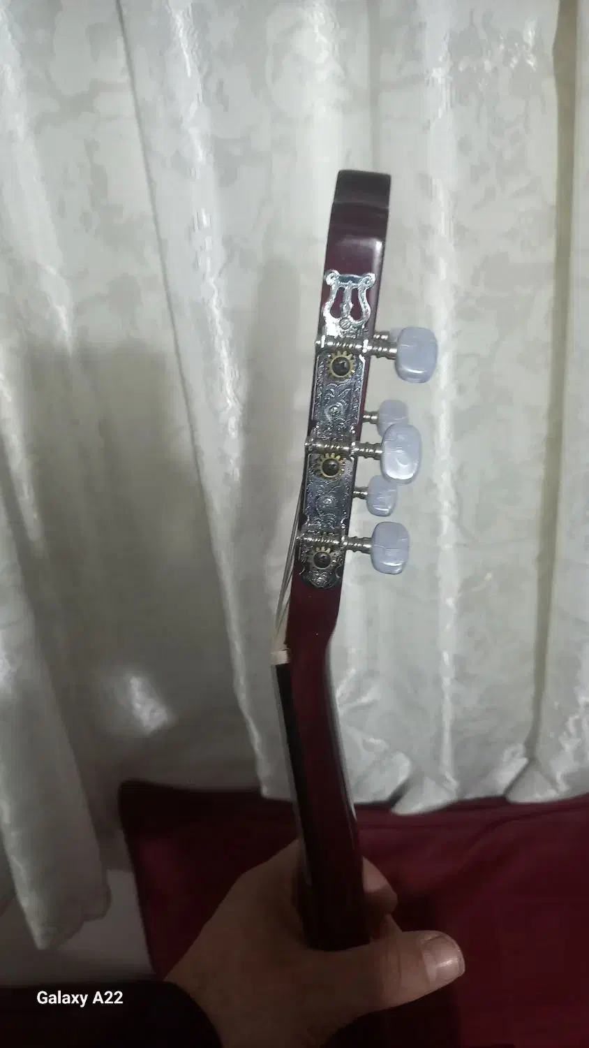 گیتارaria aka30 سالم وتمیز بی خط وخش|گیتار، بیس، امپلیفایر|تهران, علم و صنعت|دیوار