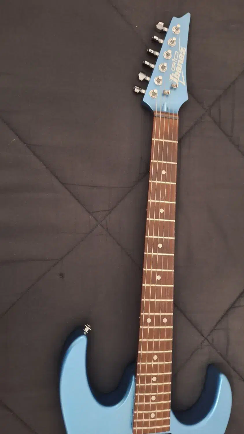 گیتار الکتریک Ibanez|گیتار، بیس، امپلیفایر|قزوین, |دیوار