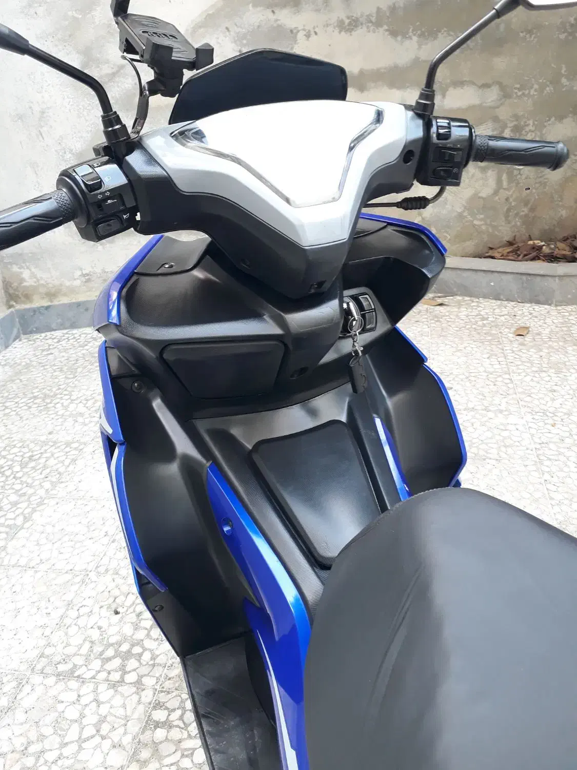 آیروکس ۱۷۰  کبیر موتور|موتورسیکلت|رشت, منظریه|دیوار