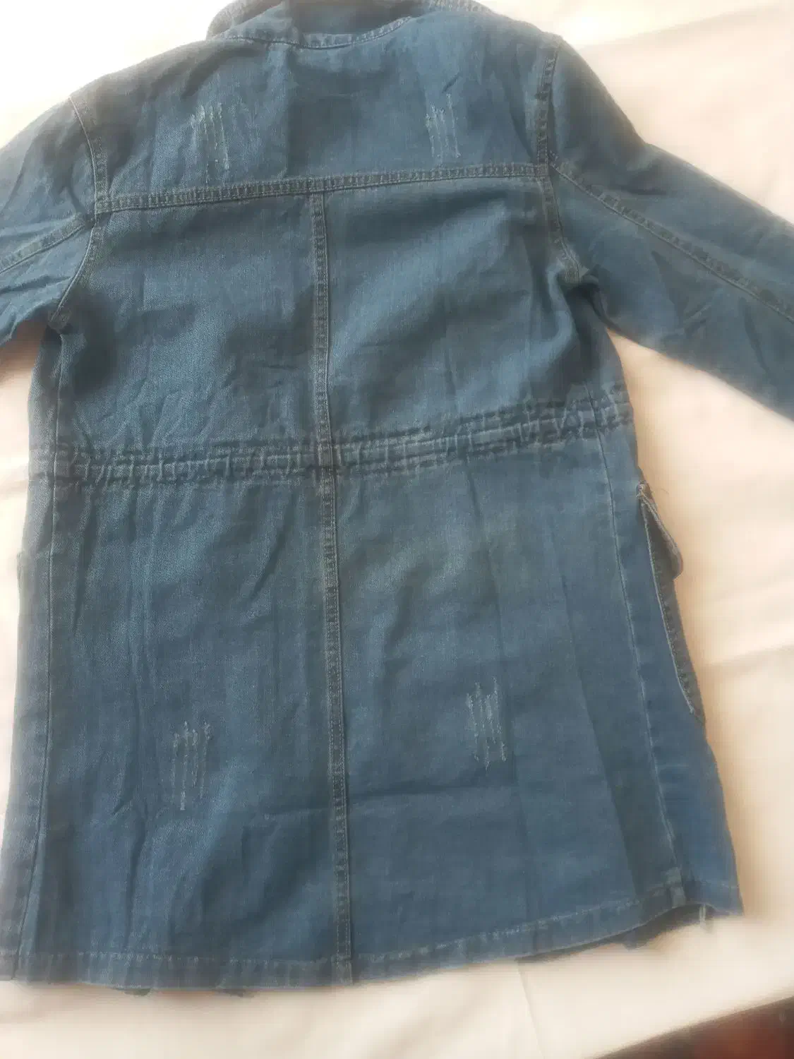 مانتو لی|لباس|بردسیر, |دیوار