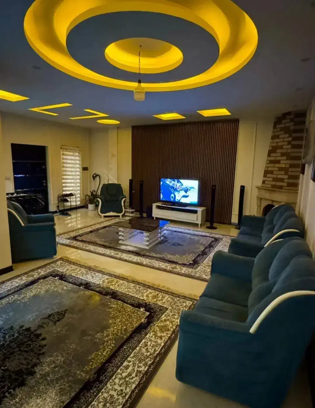 اجاره ویلا روزانه|اجارهٔ کوتاه‌مدت ویلا و باغ|ورامین, ورامین|دیوار