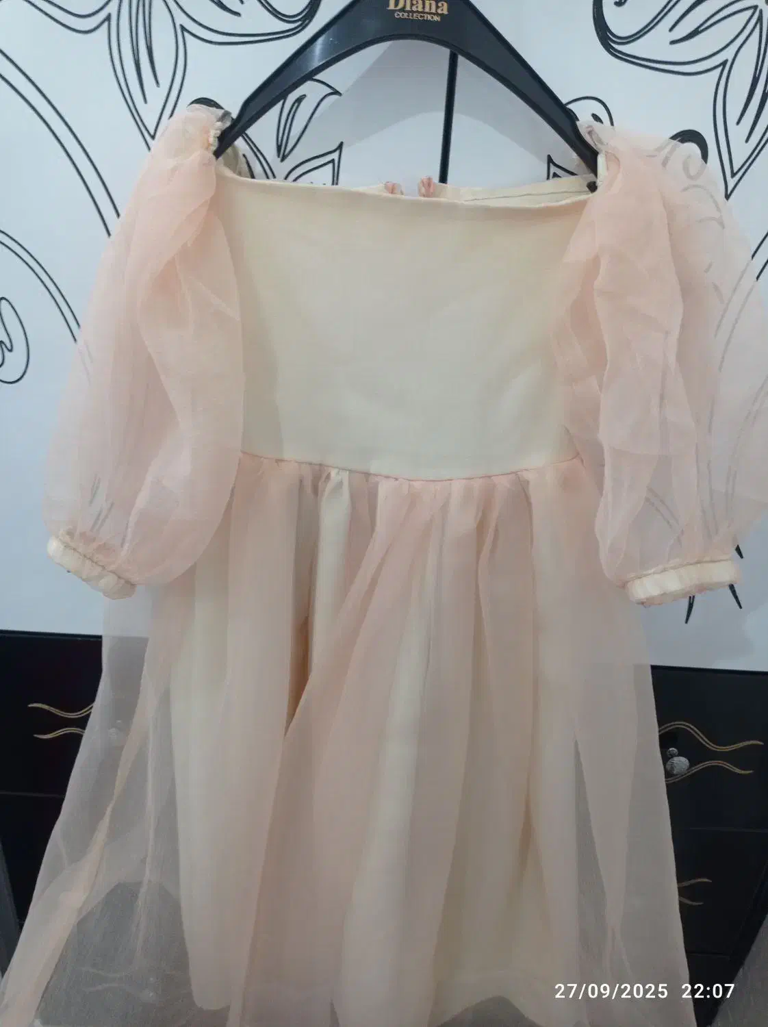 لباس مجلسی|لباس|پارس‌آباد, |دیوار