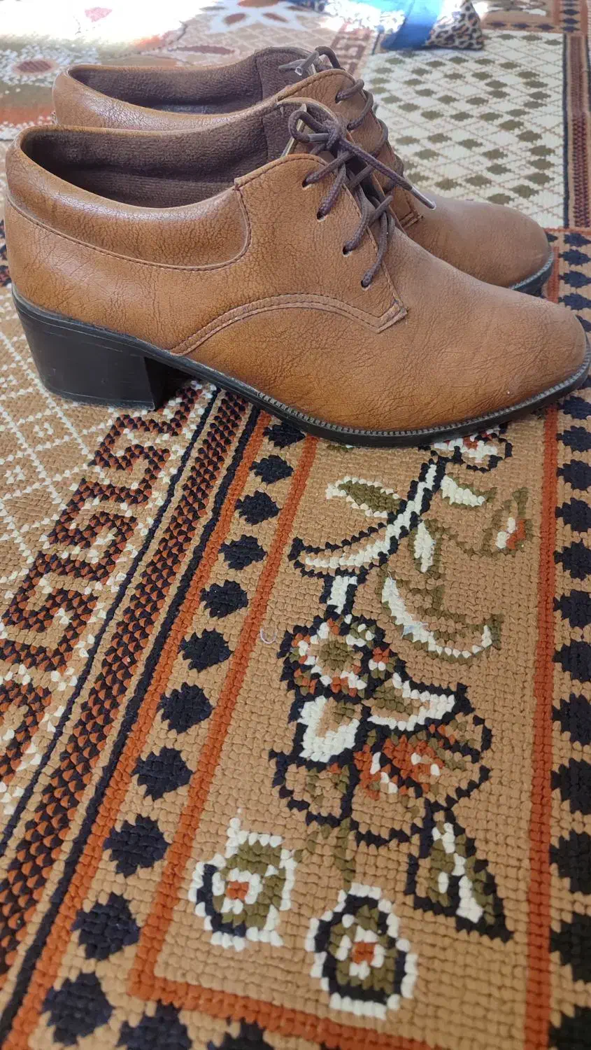 درحدنو|کیف، کفش، کمربند|مشهد, تبادکان|دیوار