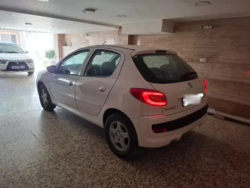 tu3 207 1402|خودرو سواری و وانت|اصفهان, پارک سلمان فارسی|دیوار